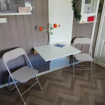 Oya Husrom Naer E6,dobbeltrom, Gratis Parkering Сарпсборг