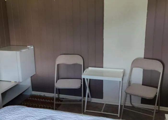 Oya Husrom-dobbeltseng Homestay szállás *