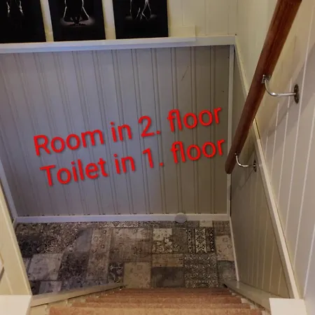 Oya Husrom-dobbeltseng サルプスボルグ